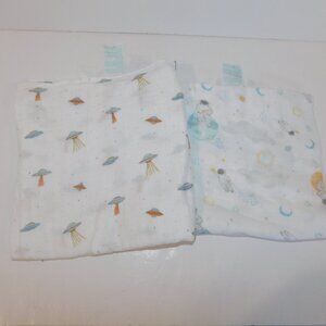 Aden + Anais Essentials  Space Explorers 2 Muslin Swaddle Blankets UFO Astronaut